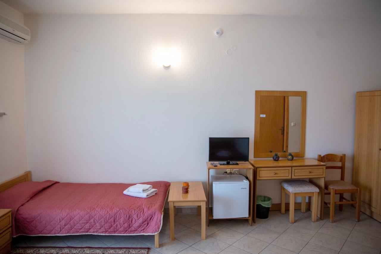 Hotel Kastro Sérvia Eksteriør billede