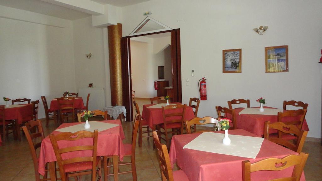 Hotel Kastro Sérvia Eksteriør billede